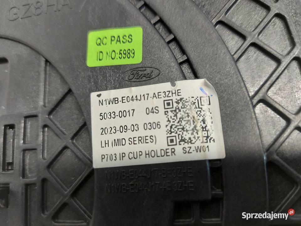 Ford Ranger VI 6 Uchwyt na kubek przód lewy