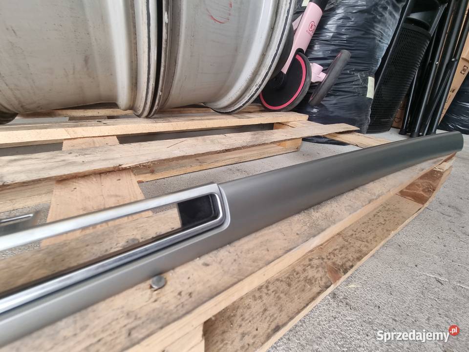 PANEL LISTWA DESKI WŁĄCZNIK AUDI A8 D3 śląskie
