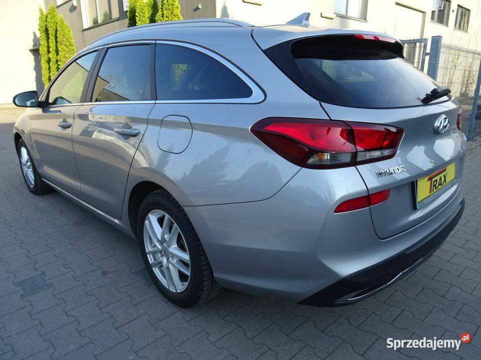 Hyundai i30 10 TGDI 120 ComfortSalon światła przeciwmgielne łódzkie Łódź