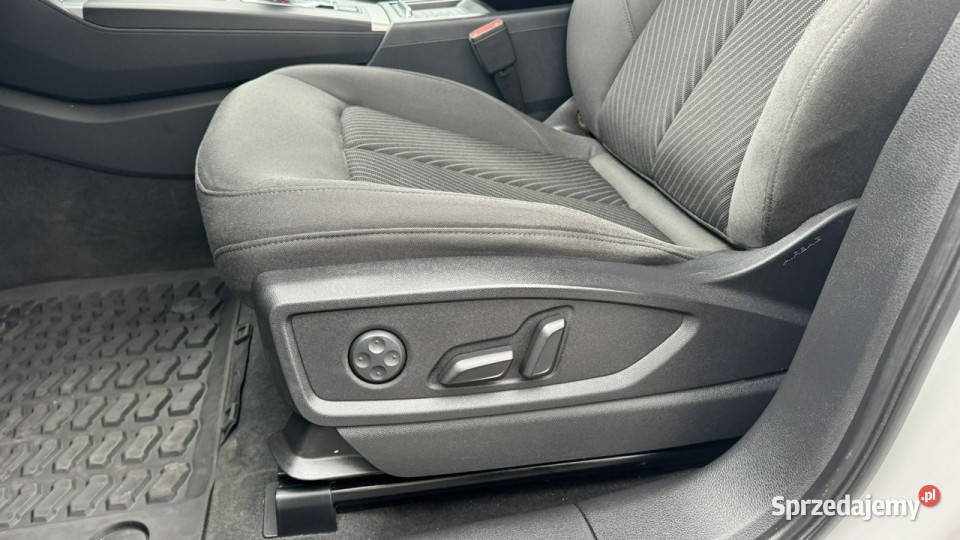 Audi Q5 Salon Bezwypad 20 TDI 190 Virtual 4x4 190KM Gdynia