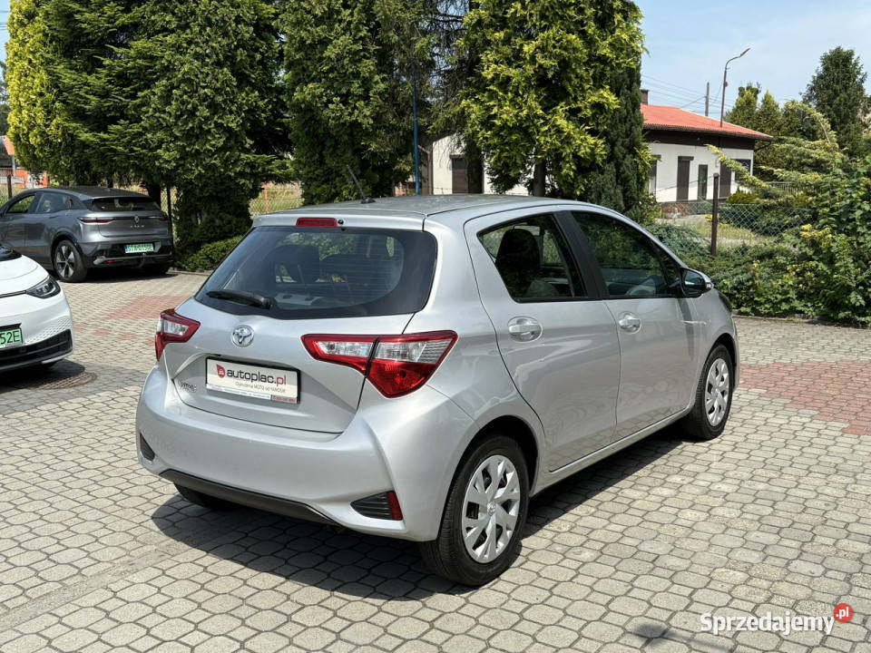 Toyota Yaris Rezerwacja III 20112019 Zarejestrowany w Polsce Yaris śląskie Tarnowskie Góry