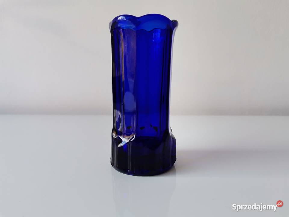 Stary mały niebieski wazon 2108 szkło kobaltowe Katowice