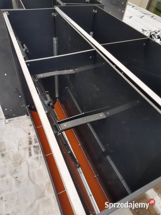 Automat karmnik paśnik czterostanowiskowy na 50 Modlin
