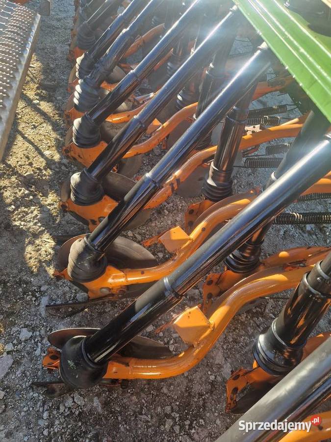 Siewnik AMAZONE D8 Super talerzowy 3m Osiek Mały sprzedam