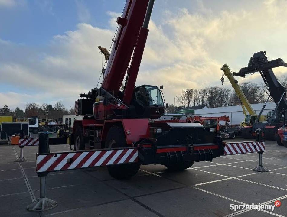 Żuraw budowlany dźwig budowlany Terex RT 100 Poznań sprzedam