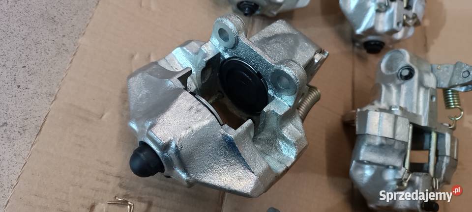 Zaciski hamulcowe Alfa Romeo Alfetta 75 90 Okrajnik