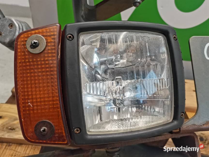 Uchwyt lampy prawy reflektor Claas Scorpion sprzedam