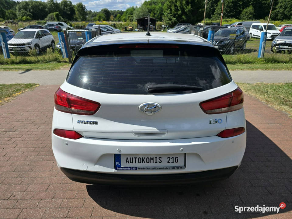 Hyundai i30 Hyundai i30 14 benzyna z gazem Salon elektryczne lusterka Cielcza sprzedam