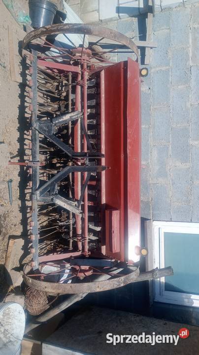 Siewnik konny 21 lejków nieuszkodzony Szydłowiec