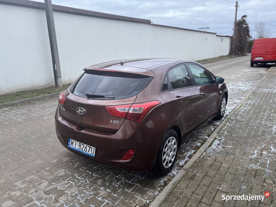 Hyundai i30 14crdi salon Polska dużym serwisie Warszawa
