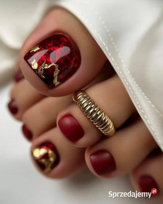 Pedicure estetyczny i komfortowy wiele tygodni Unisex Chorzów