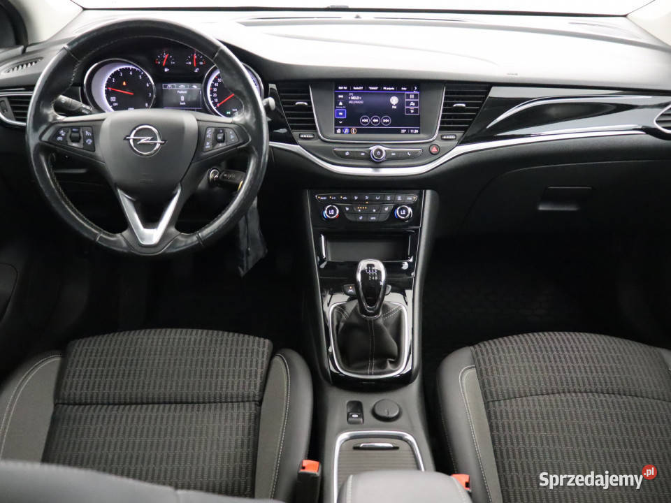 Opel Astra 12 Turbo relingi dachowe
