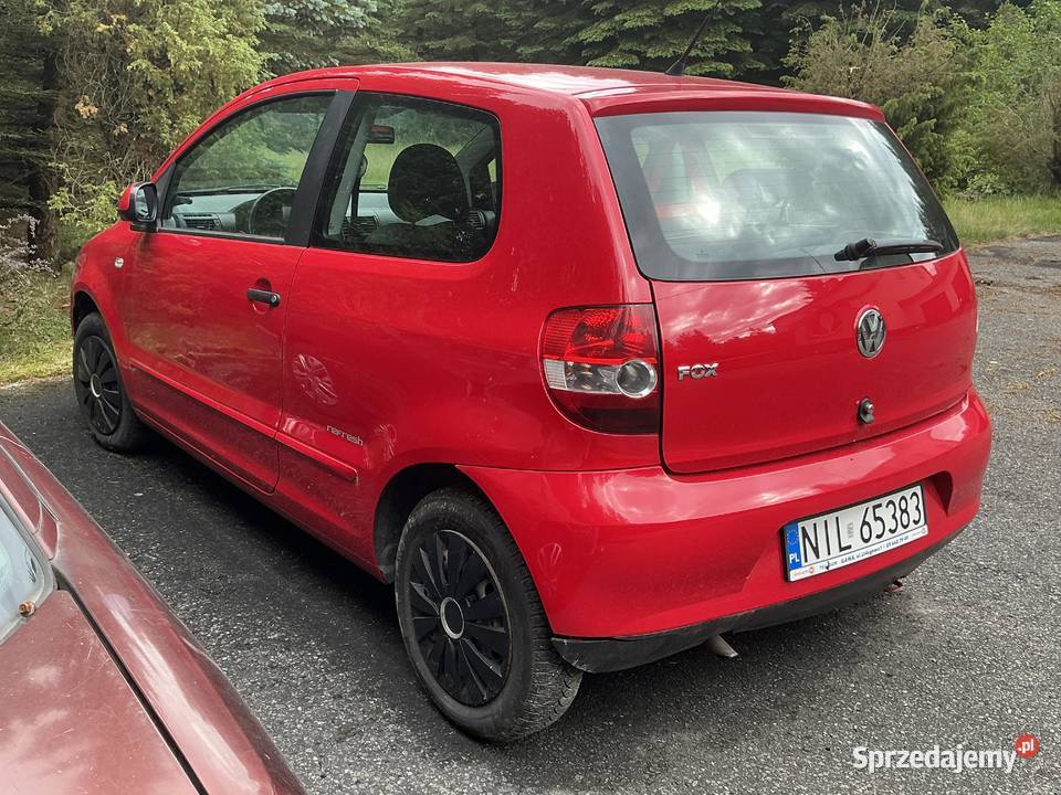 Volkswagen Fox 2009 Uszkodzony silnik Dobra baza czerwony