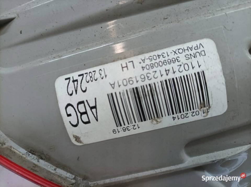 LAMPA TYŁ LEWA KOMBI 13282242 Opel Astra IV 2009