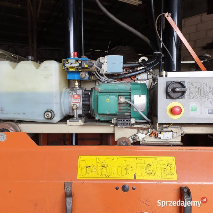 Belownica prasa do foli makulatury kartonu Ostrołęka