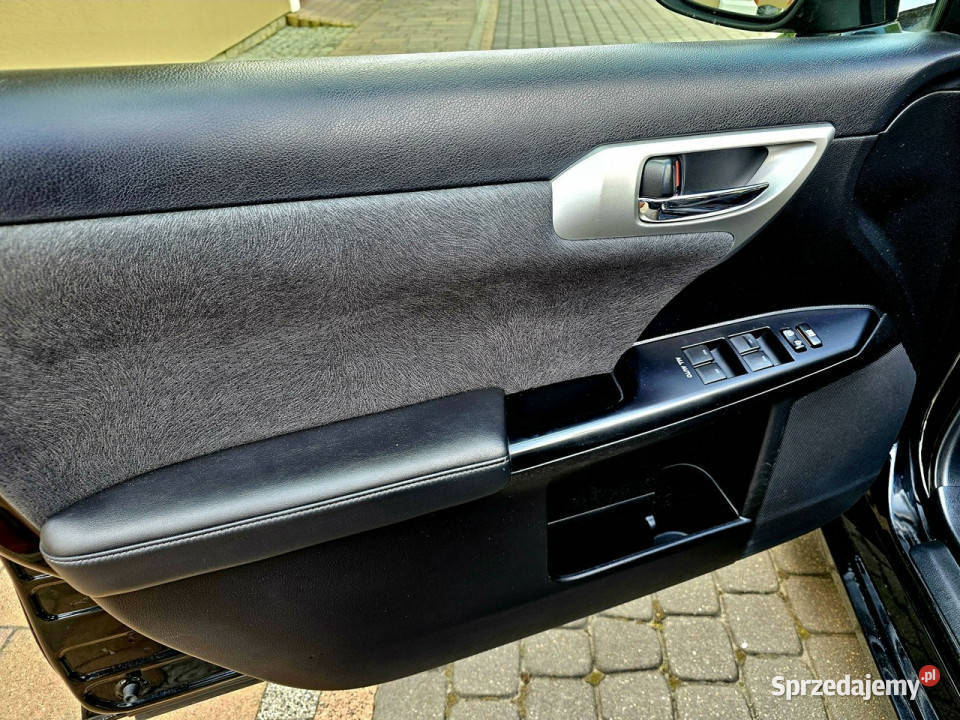 Lexus CT Hybryda Bezwypadek Serwis I 2010 automatyczna Zagnańsk