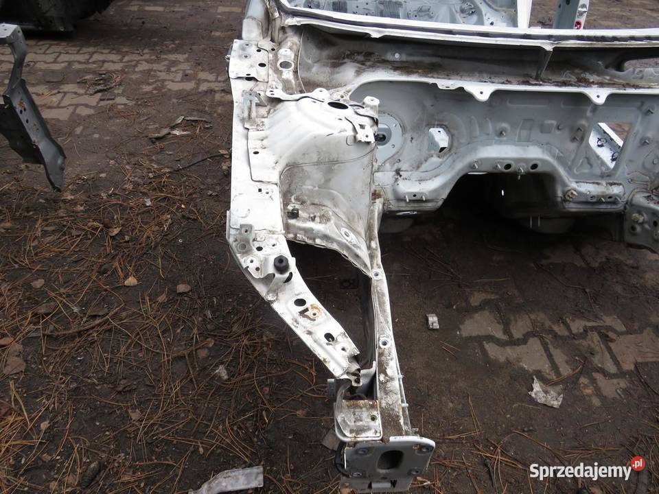 ĆWIARTKA PODŁUŻNICA PRAWY PRZÓD 25D MAZDA 3 BM
