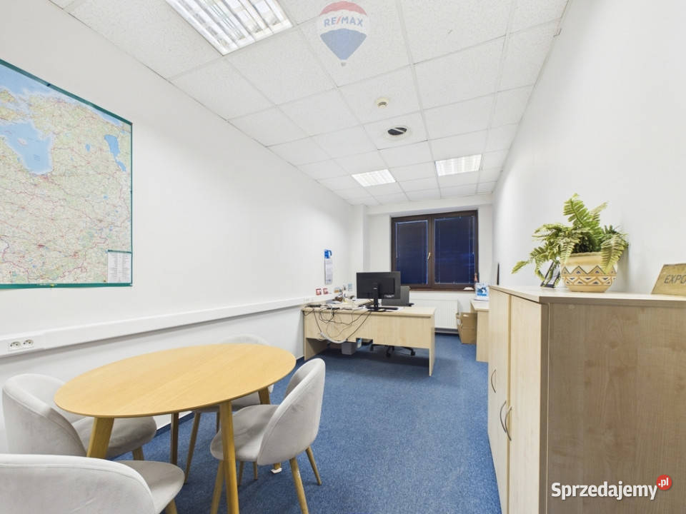 4 pietra w budynku biurowym na wynajem Warszawa