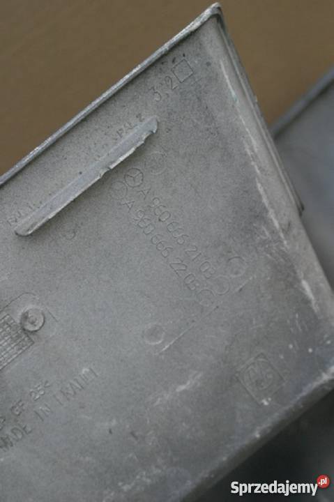 ACTROS MP4 STOPIEŃ STOPNICA PRAWA 9606662103 Bieleń sprzedam