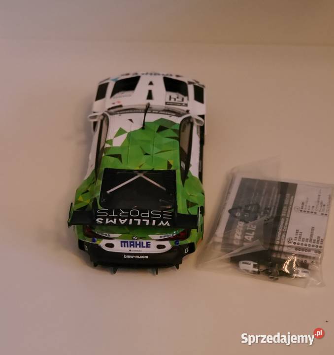 Carrera Digital 124 BMW M4 GT3 Mahle Racing Team 9 lat+