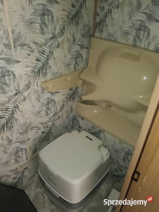 Przyczepa kempingowa 1000dmc Rok produkcji 1990 podkarpackie Albigowa