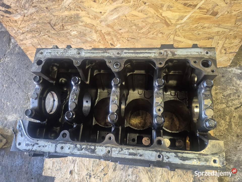 Blok Silnika 4D98E3ZSFB KOMATSU PC80 Tychy