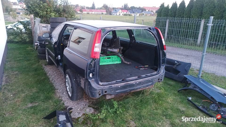 Części Volvo V70 z 2002 roku 24i 140 kod lakieru Kętrzyn