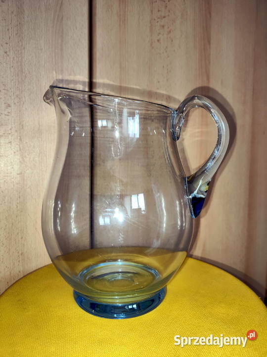 Dzban ze szkła barwionego w kolorze błękitu PRL