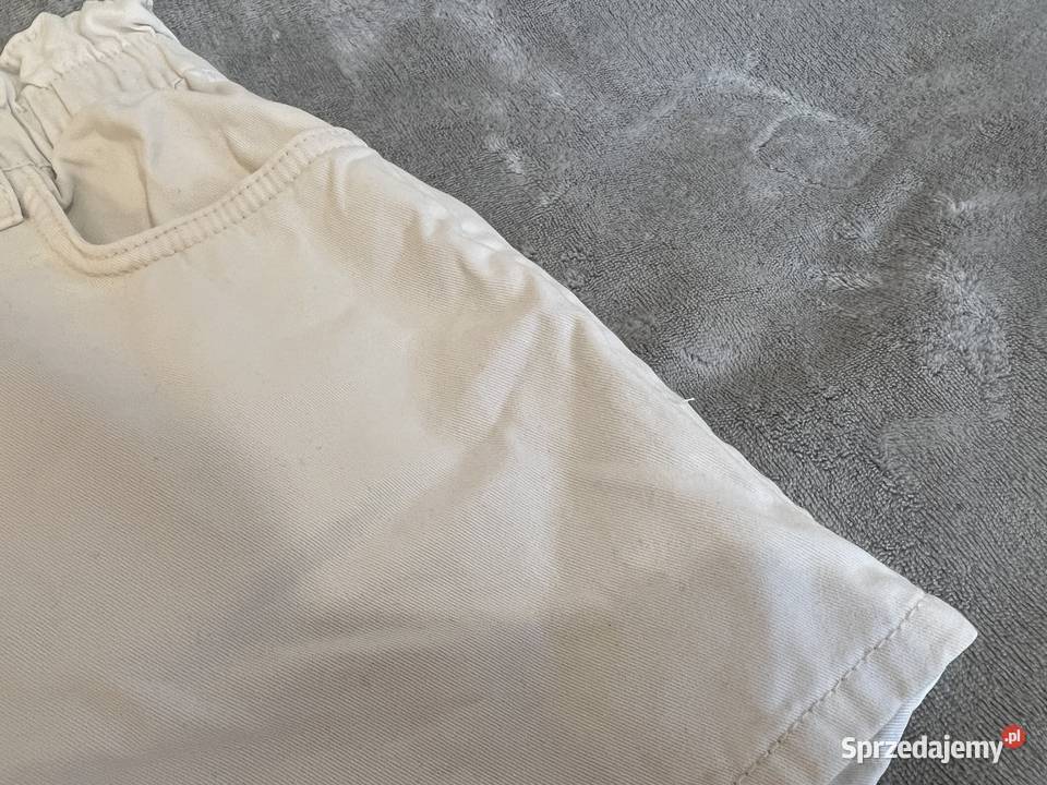 Krótkie spodenki szorty dżinsowe jeansowe białe Krótkie