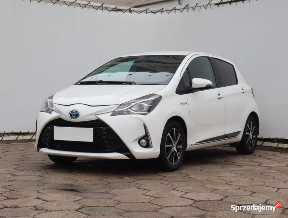 Toyota Yaris 15 Hybrid radio