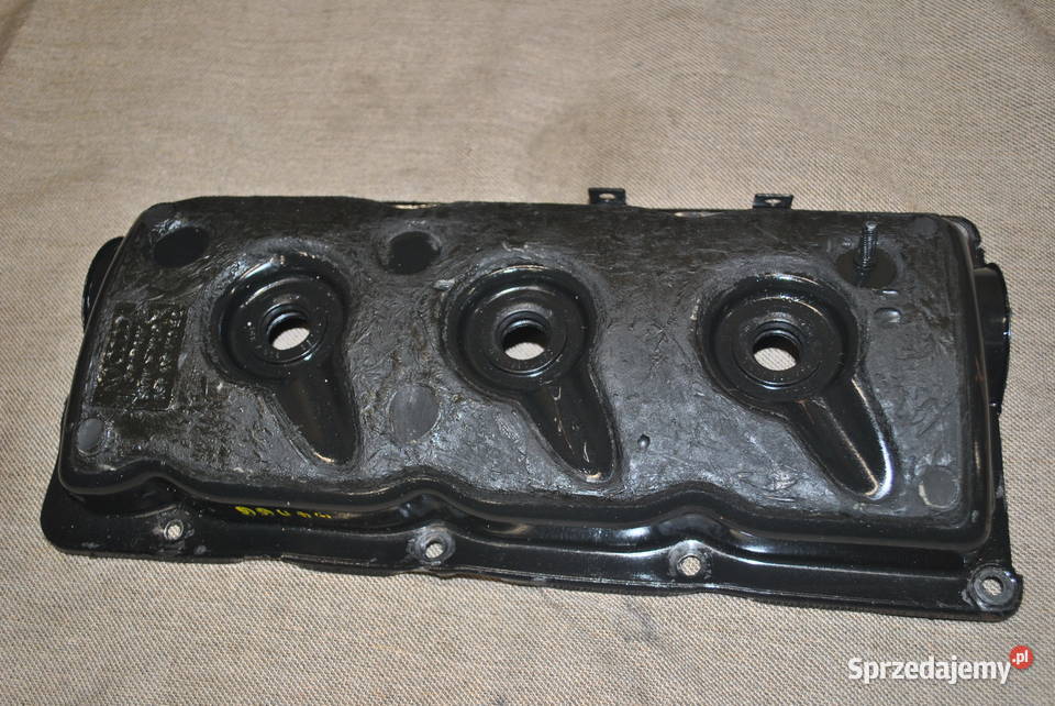 Pokrywa zaworów AUDI SKODA VOLKSWAGEN 25 TDI V6 Poręba
