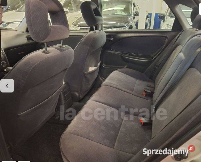 Toyota Avensis 20 benz z hakiem i bagażnikiem hak Avensis Warszawa sprzedam