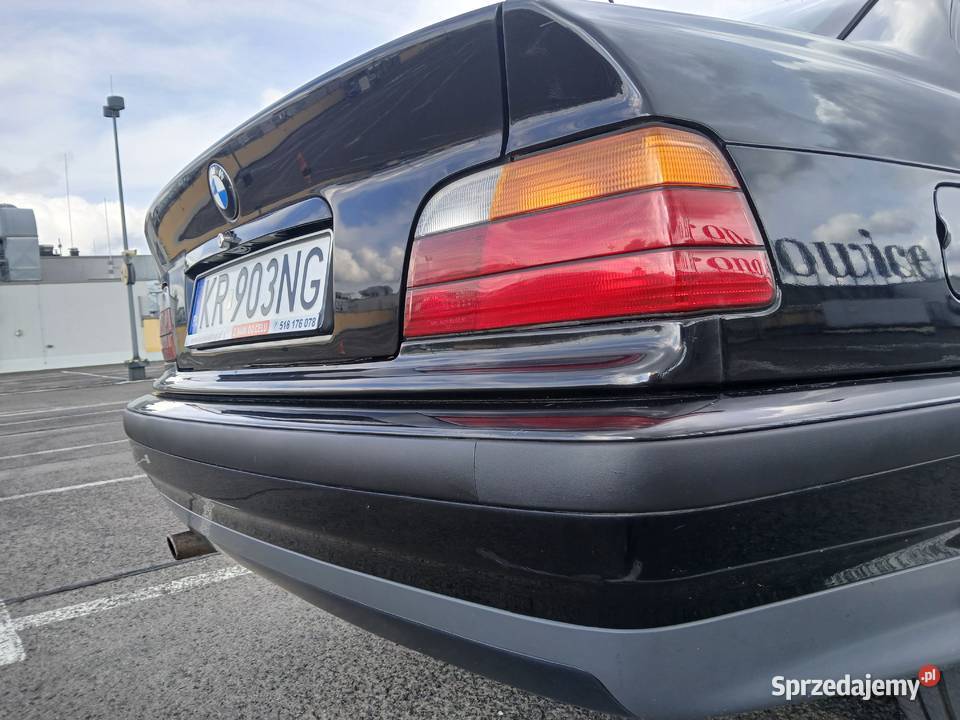 1995 BMW 318is E36 M42 Coupe w kolorze Schwarz Kraków