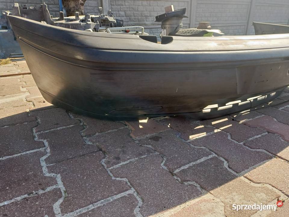 Zderzak przedni przód Saab 900