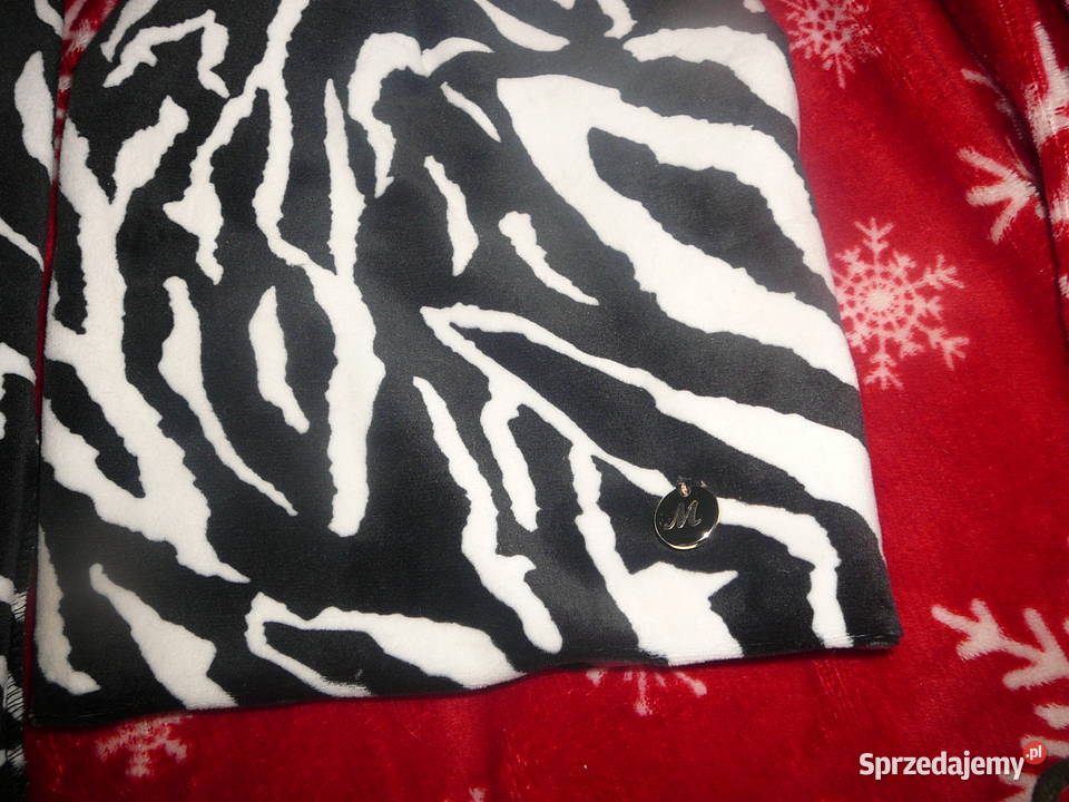 Czapka i komin czarnobiały zebra Nowy Nakrycia głowy Wrocław sprzedam