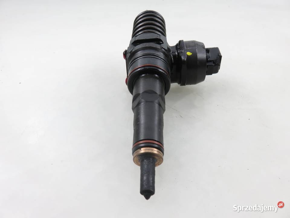 POMPOWTRYSKIWACZ VW GOLF IV 19 TDI 038130073AJ osobowe