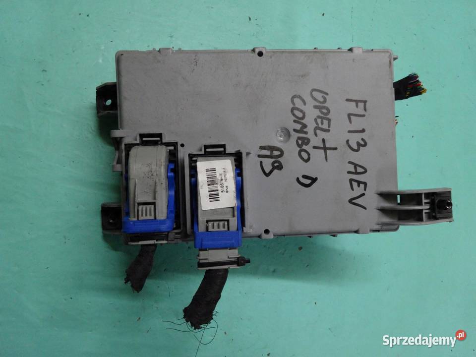 COMBO D DOBLO II 13 CDTI 13r skrzynka Skrzynki bezpieczników świętokrzyskie