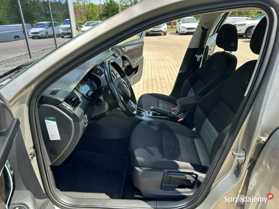 koda Octavia 2 kpl Alu Navi Bixenon LED Asystent gniazdo SD Škoda Kąty Opolskie
