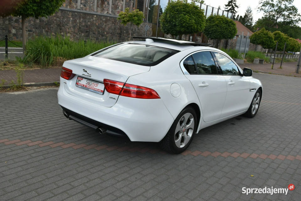Jaguar XE 25T 20T 250 2018r Skóra Panorama I klimatyzacja Kampinos sprzedam