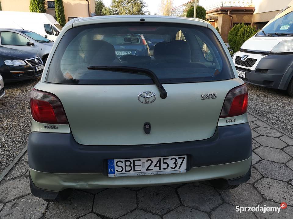 sprzedam toyota yaris 10 benzyna 68KM