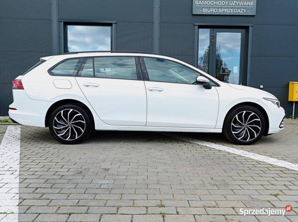 Volkswagen Golf 2021r FV23 SalonPL IQLights ACC 1968cm3 sprzedam
