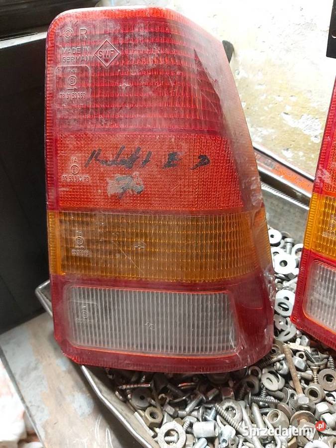 Lampy tył Opel Kadett dwie osobowe Toruń sprzedam