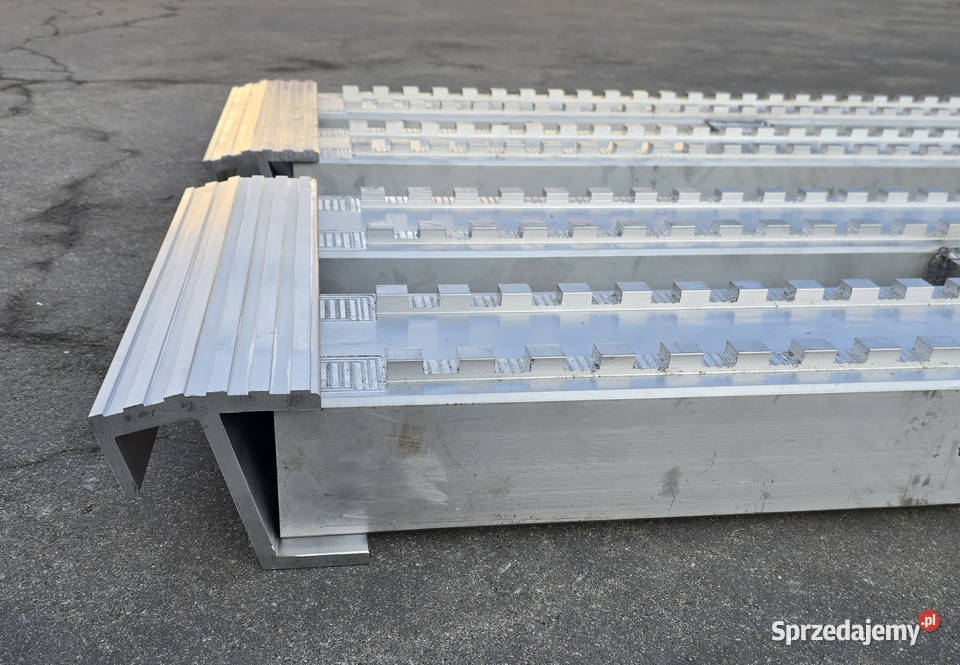 Najazdy aluminiowe 6 ton 2400x380x90mm mocowanie kujawsko-pomorskie Lubanie