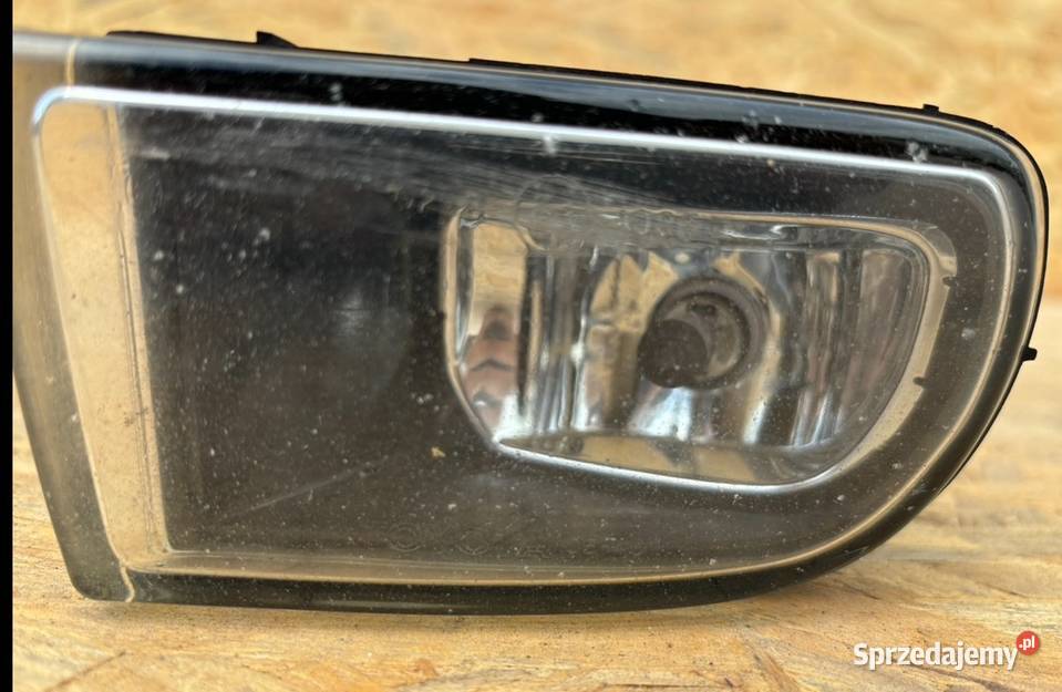 Halogen lewy do Toyota Avensis T22 lift Międzychód