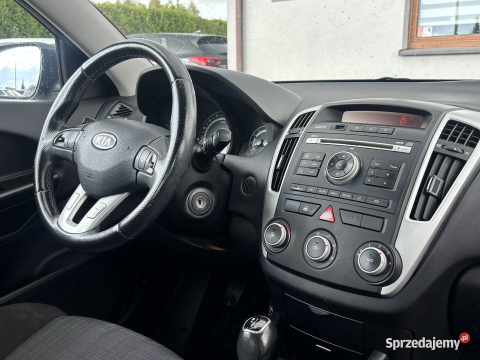 KIA Ceed z 2011r radio Paniówki