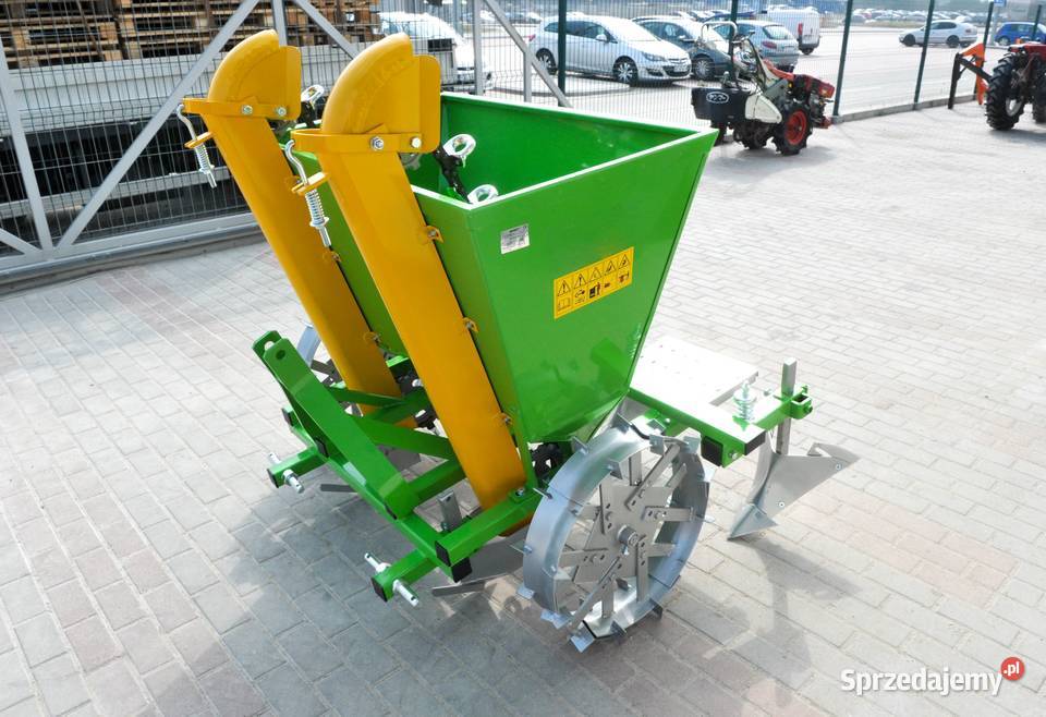 Sadzarka dwurzędowa do sadzenia roślin podkarpackie Tajęcina