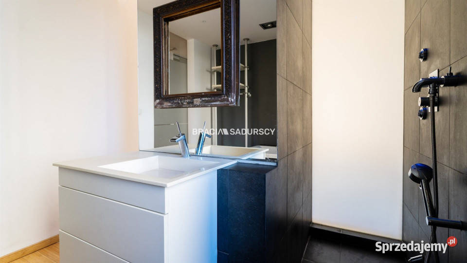 Mieszkanie Kraków prof Michała Bobrzyńskiego 57m apartamentowiec