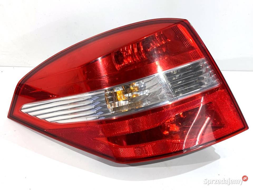 LAMPA LEWY TYŁ RENAULT LAGUNA III 265500002R