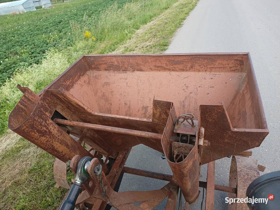 Sadzarka kubełkowa do ziemniaków dwurzędowa nieuszkodzony Żabiec