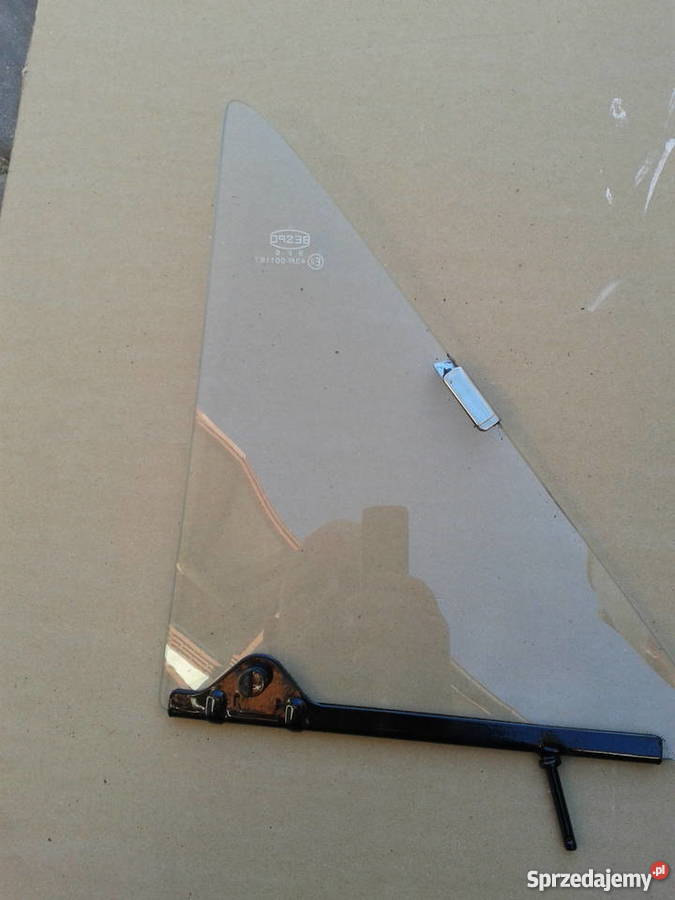 Szybka trójkątna prawa bez ramki Fiat 126 p